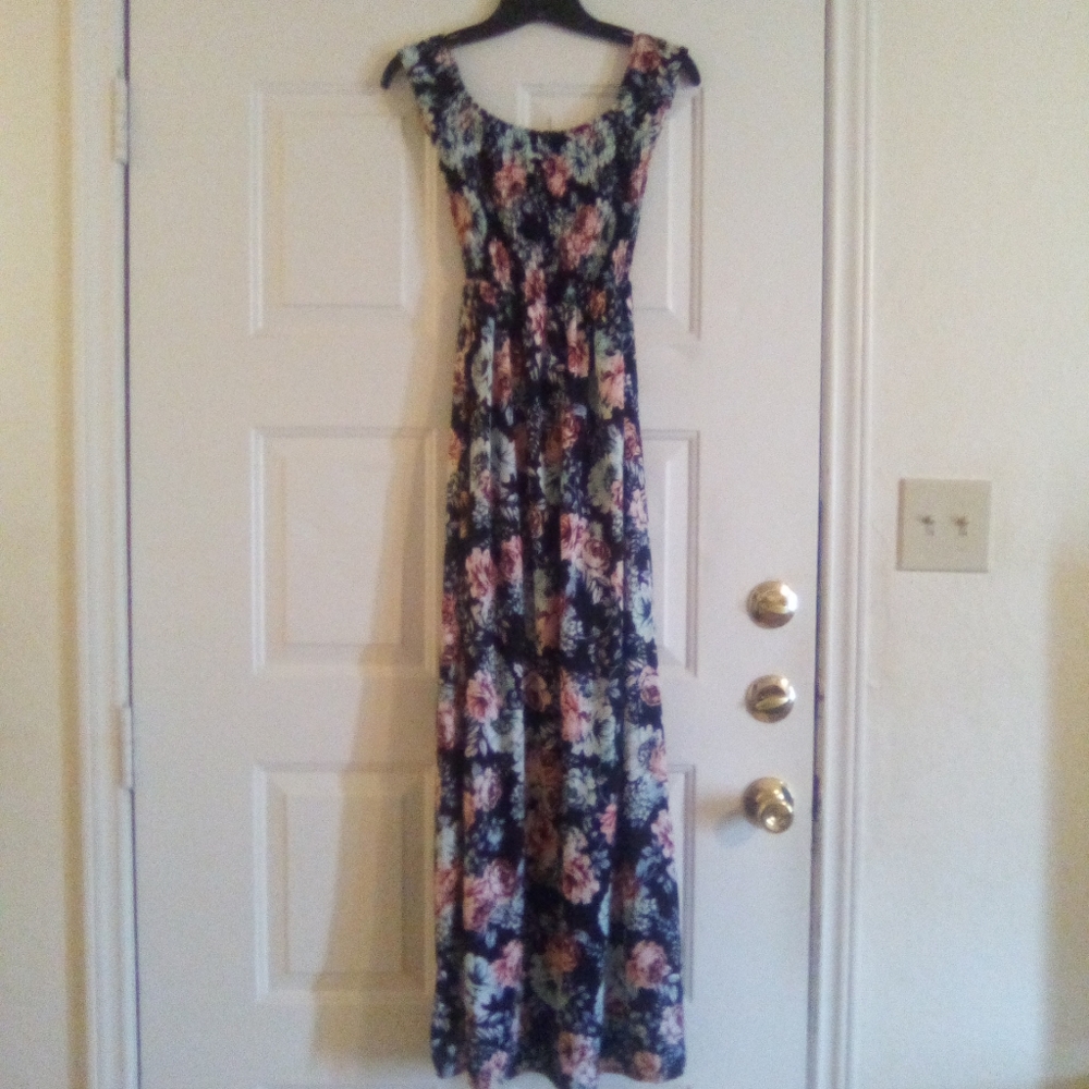 NWT Women's dress Bongo
